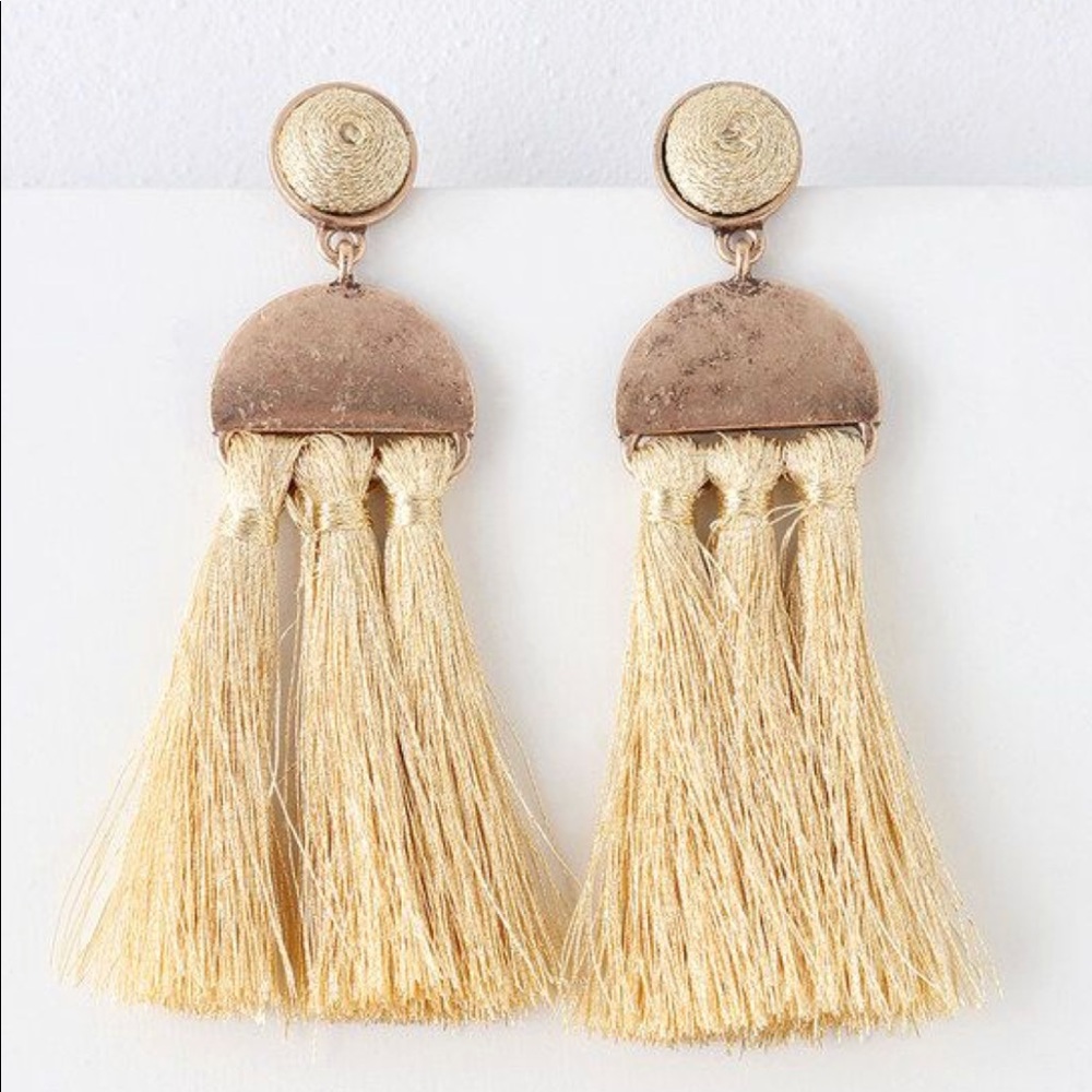 Lulus Cassandre Gold Tassel Earrings